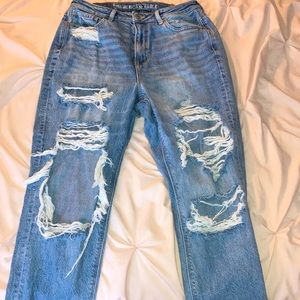 American eagle high rise mom jeans